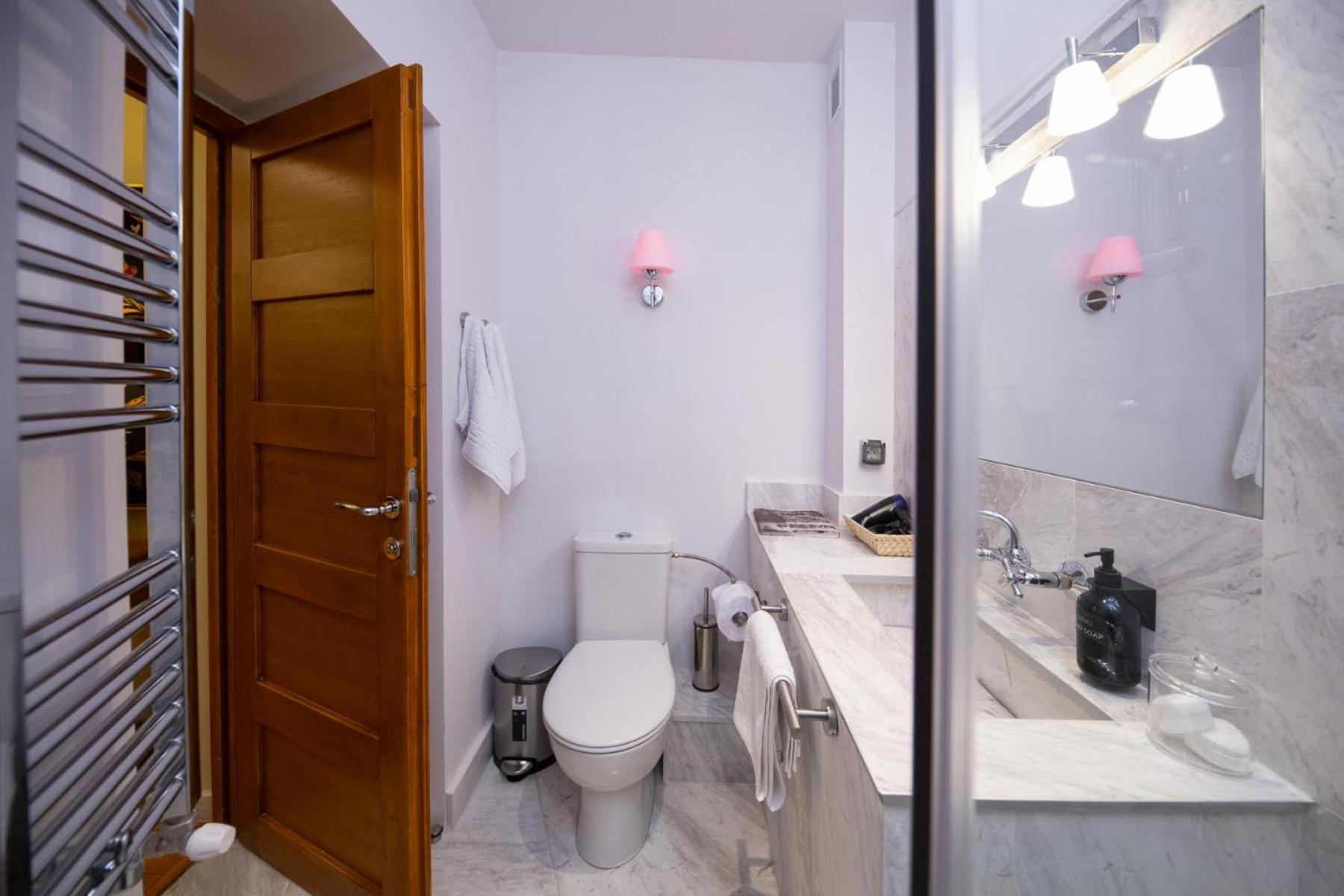 Rainforest Studio Downtown By Pretty Apartments Bucarest Exterior foto
